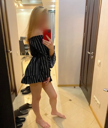 У меня богатый опыт и огромное желание удивить тебя своими умениями. Живу в Москве и готова провести с тобой незабываемое время. Приглашаю тебя в мир страсти и наслаждений, где каждая встреча станет для тебя настоящим праздником. В моем арсенале множество услуг, которые позволят нам окунуться в волшебный мир разврата и удовольствия. Отзывы моих любимых клиентов говорят о моем безупречном профессионализме и нежности. Знаю, что ты останешься доволен после нашей встречи. Жду тебя, чтобы подарить тебе незабываемые моменты и настоящую эйфорию. 💋💫 2390, 23 года